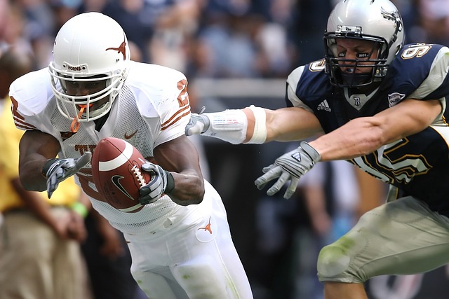 通过与国际 通过与国际