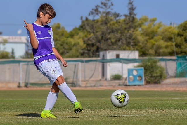 东契奇靠边站！湖人，是三巨头球队.